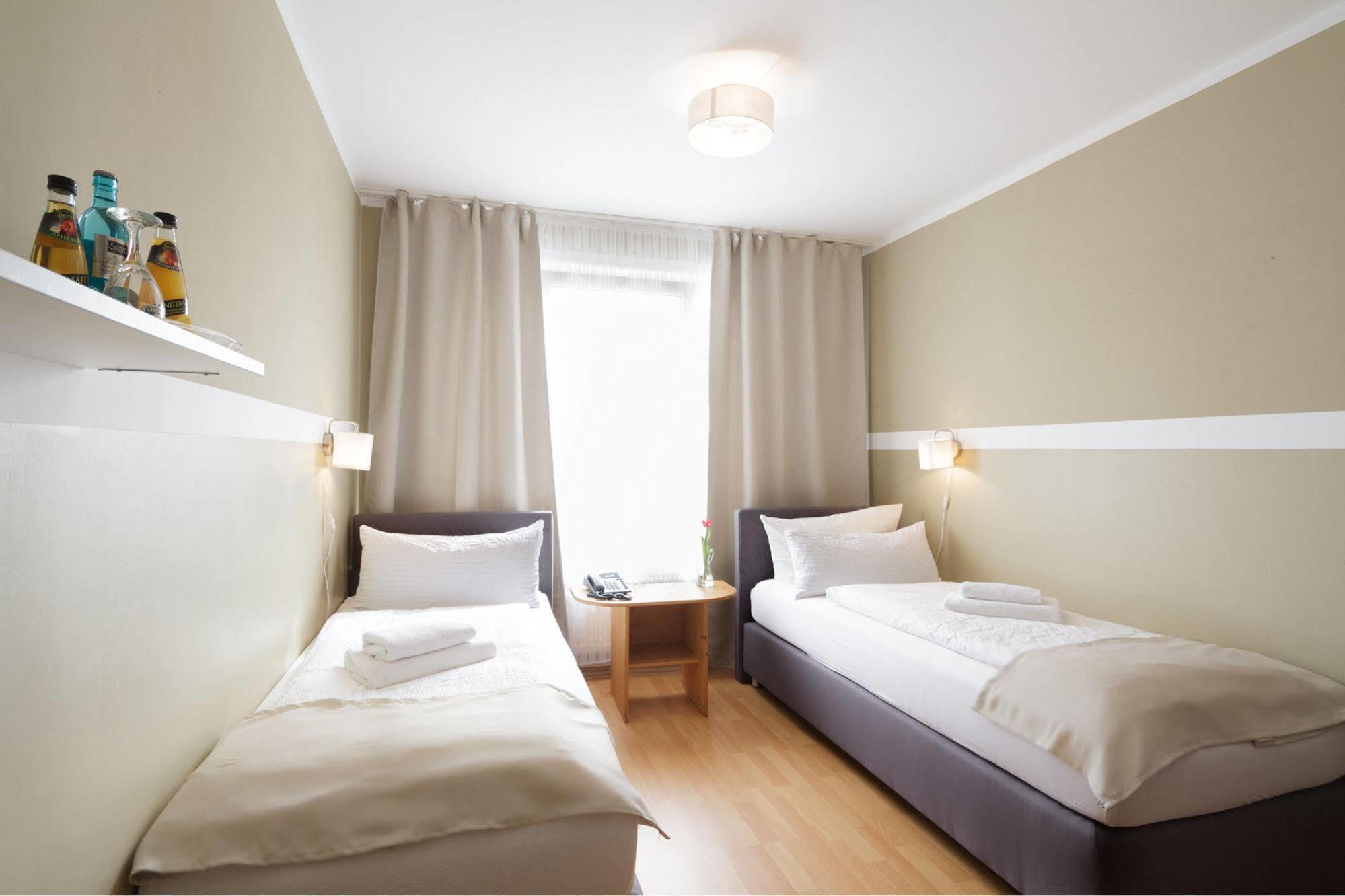 Hotel Pankow Berlin Exteriör bild